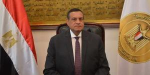 وزير التنمية المحلية يعلن بدء تطبيق المواعيد الصيفية لفتح وغلق المحال العامة - مصر النهاردة