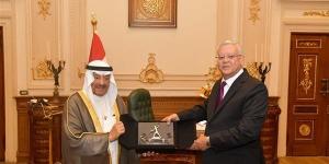 خلال استقباله رئيس مجلس الشورى البحريني، جبالي يدعو لزيادة الاستثمارات في الاقتصاد المصري - مصر النهاردة