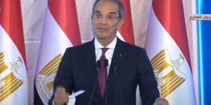 وزير الاتصالات: ضاعفنا سرعة الإنترنت 11 مرة ومصر الأولى إفريقيا (فيديو) - مصر النهاردة