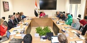 وزيرة البيئة تبحث مع وفد الآتحاد الأوروبي تطوير السياسات المحفزة للاقتصاد الأخضر - مصر النهاردة