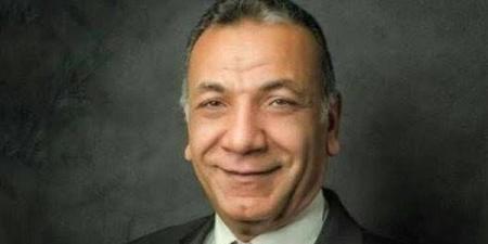 وزير الصحة يهنئ إيهاب هيكل ومجلس نقابة أطباء الأسنان بالفوز في الانتخابات - مصر النهاردة