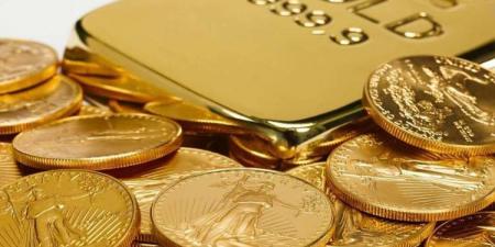 المصريون يسارعون لجلب الذهب.. 4.6 طن في أقل من عام! فهل يستمر الإعفاء الضريبي؟ - مصر النهاردة