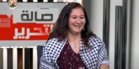 ابنة صلاح جاهين تكشف سر عن انتهاء أشعار والدها بـ "عجبي" (فيديو) - مصر النهاردة