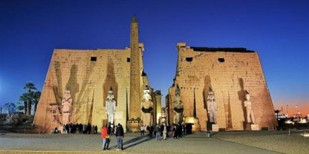 تفاصيل أزمة منع المرشدين السياحيين من دخول المواقع الأثرية بمرافقة الوفود السياحية - مصر النهاردة