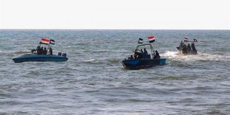 قوارب حوثية مفخخة تهدد حركة التجارة الدولية بمضيق باب المندب (فيديو) - مصر النهاردة