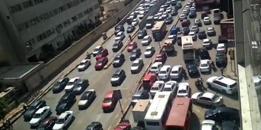 زحام بكورنيش النيل، تفاصيل الحركة المرورية بشوارع وميادين القاهرة الكبرى (فيديو) - مصر النهاردة