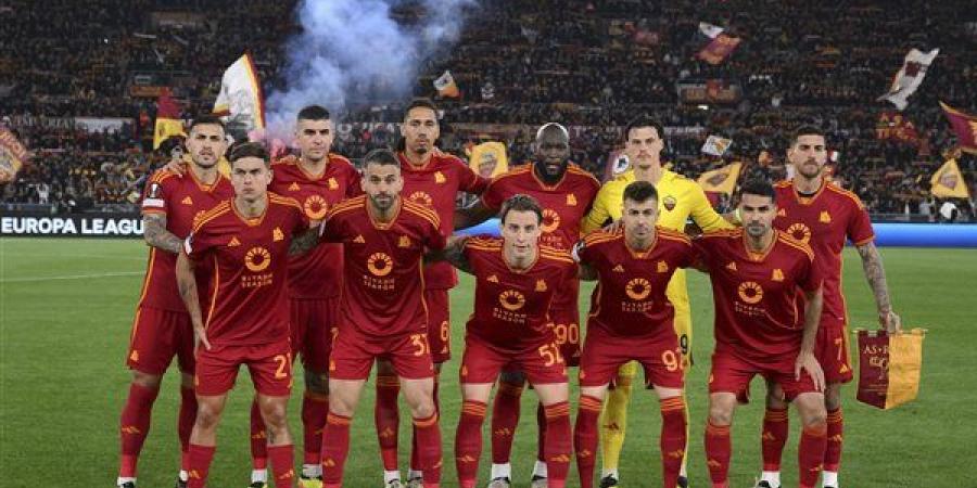 روما بـ 10 لاعبين يتقدم على ميلان 0/2 بالشوط الأول في الدوري الأوروبي - مصر النهاردة