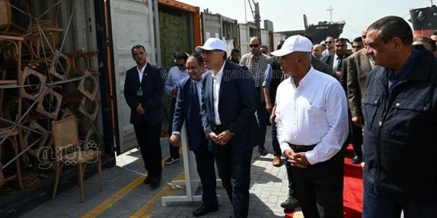 مدبولي يتفقد مصنع شركة "عبد المنعم قتيلو" لمنتجات الألبان والأغذية - مصر النهاردة
