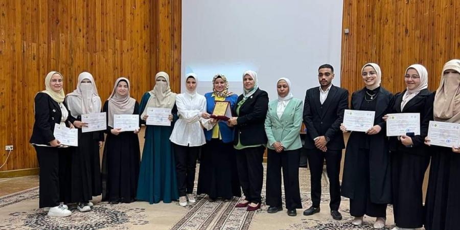 طالبات تمريض الأزهر يحصلن على المركز الأول في الإنشاد الديني بجامعة قناة السويس - مصر النهاردة