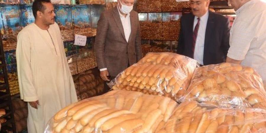 محافظ القليوبية يتابع تسعير الخبز بالمخابز السياحية - مصر النهاردة