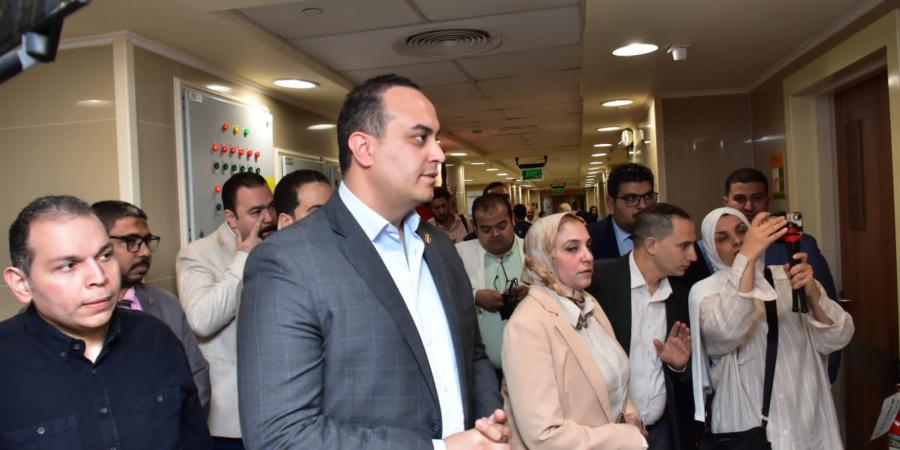 رئيس هيئة الرعاية الصحية يطمئن على جودة الخدمات الطبية المقدمة للأشقاء الفلسطينيين - مصر النهاردة