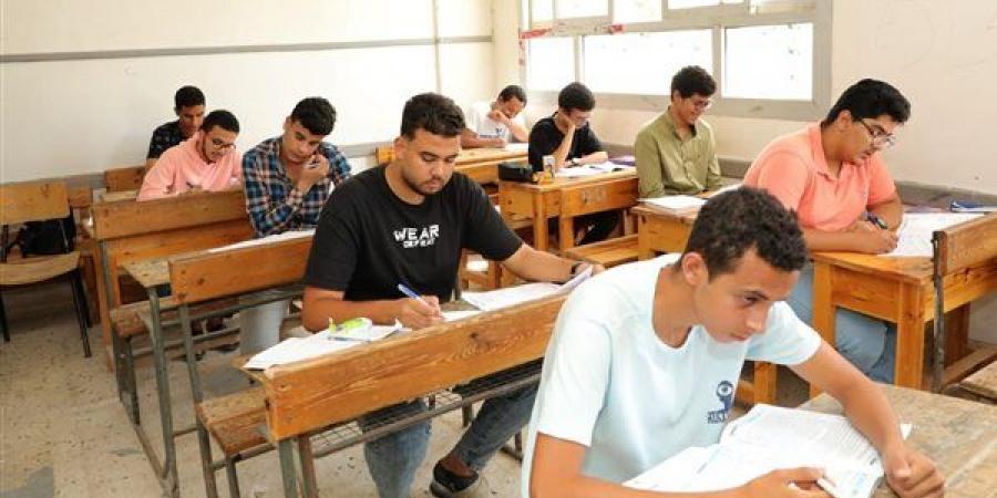 تجهيز غرف عمليات امتحانات الدبلومات الفنية 2024 - مصر النهاردة