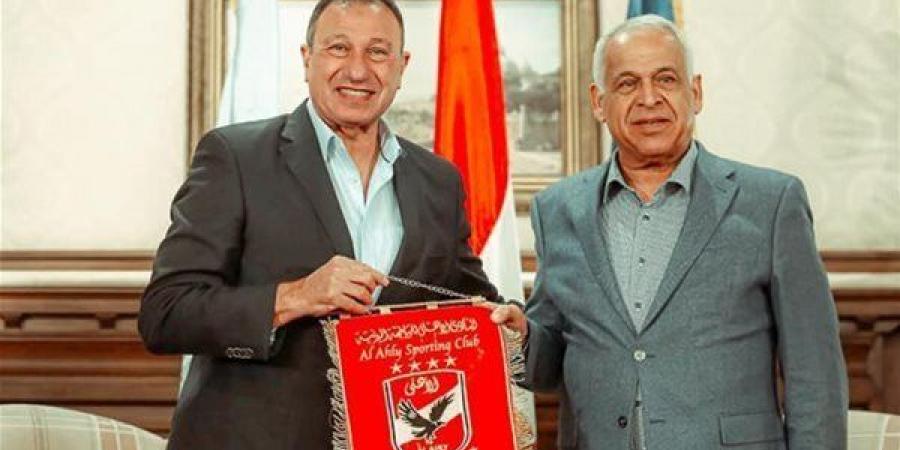 فرج عامر: الفوز ضد بلدية المحلة مهم وافتخر بصداقة الخطيب - مصر النهاردة