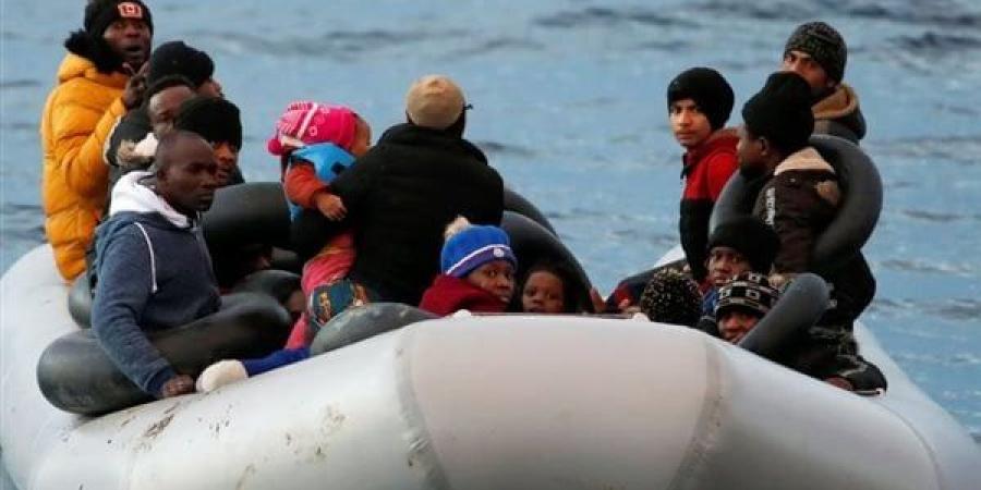 بينهم أطفال، مصرع وفقد 44 شخصا إثر انقلاب قارب قبالة جيبوتي - مصر النهاردة